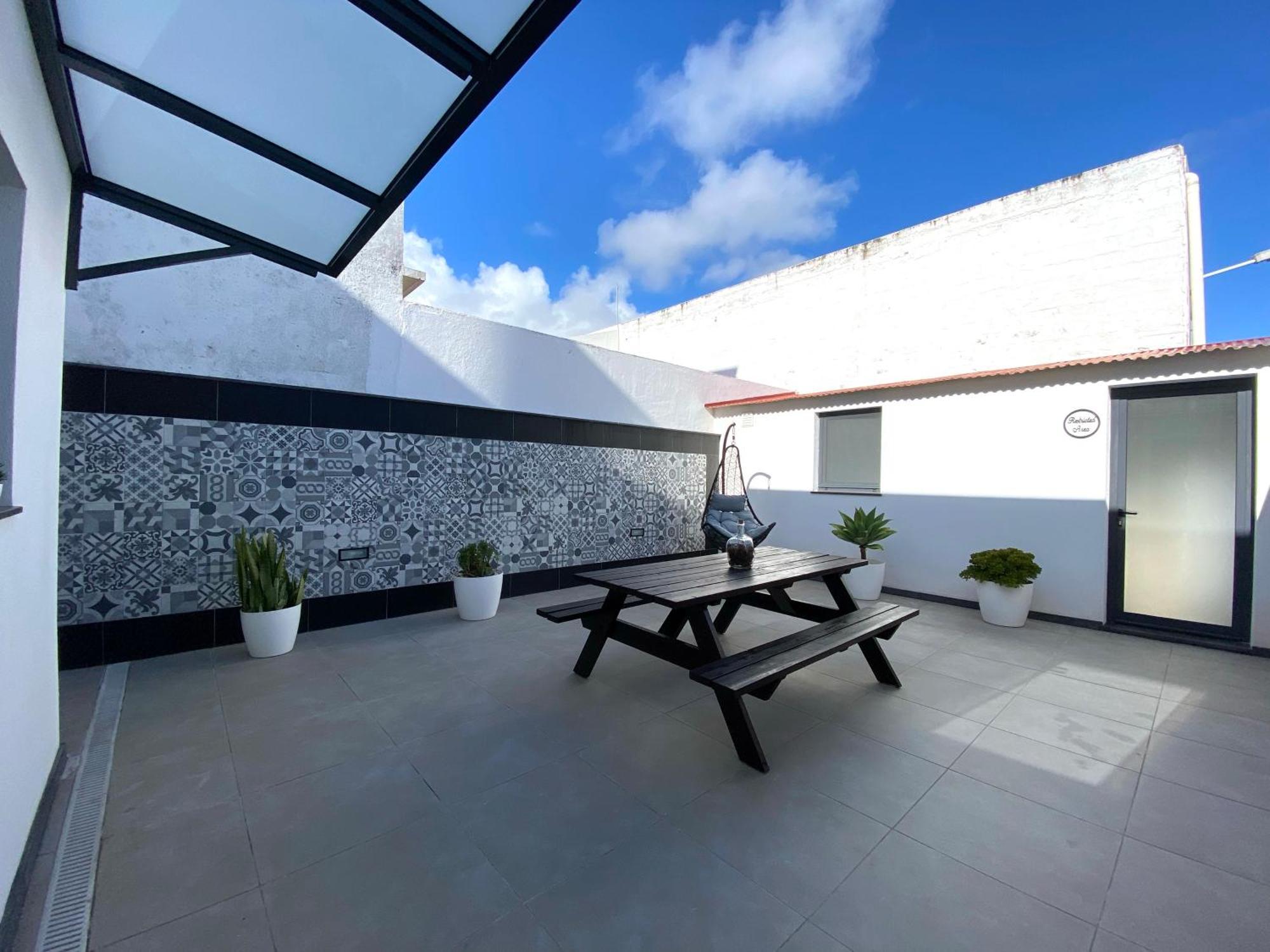 Ponta Delgada Iris House Al Azores מראה חיצוני תמונה
