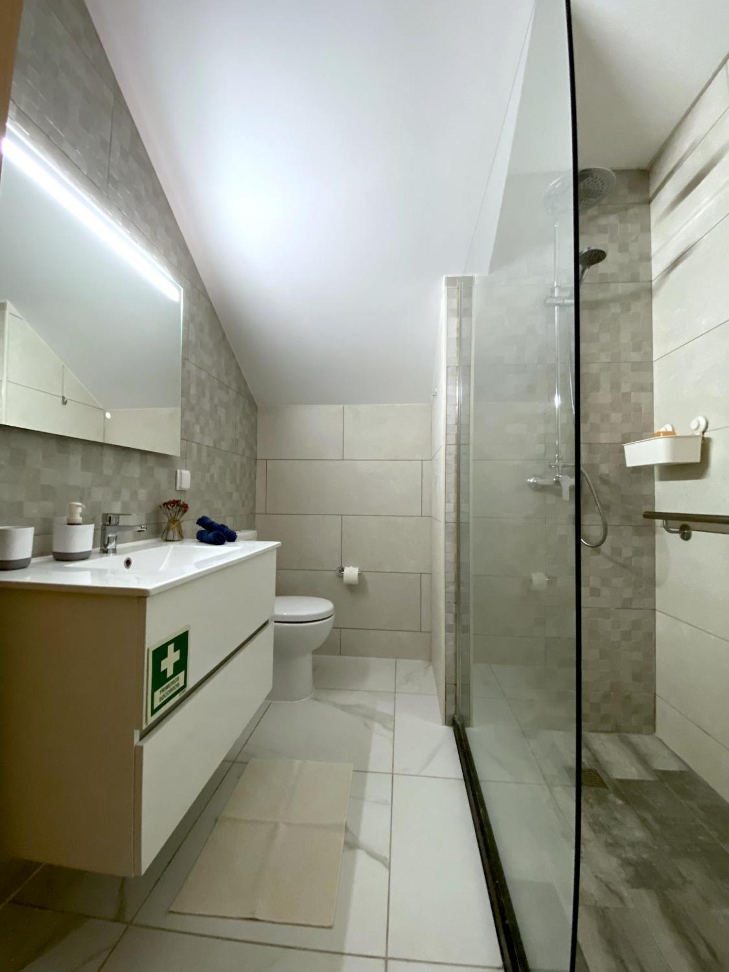 Ponta Delgada Iris House Al Azores מראה חיצוני תמונה